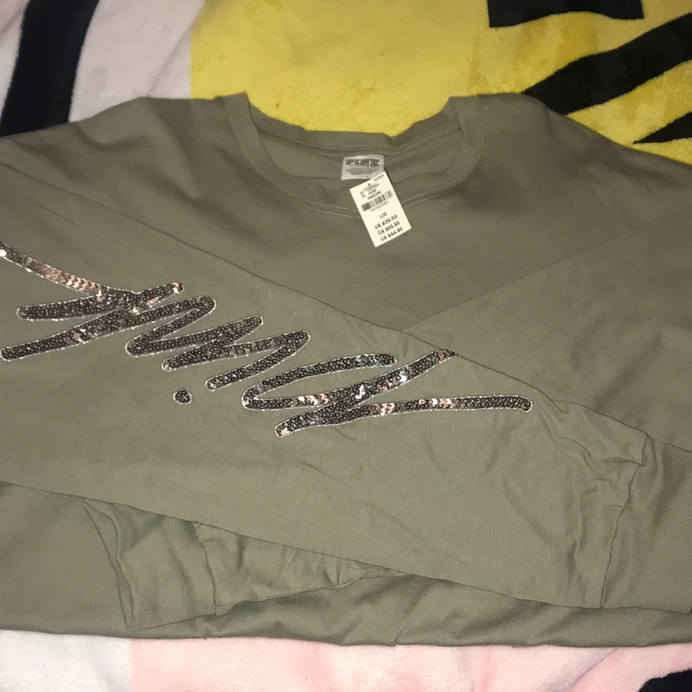 Long sleeve campus tee